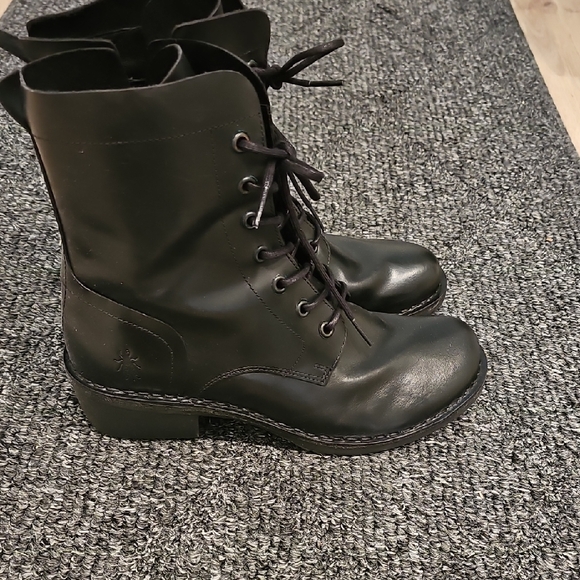 Fly London Black Combat Moto Boots High-Top Lace-Up - Picture 4 of 8